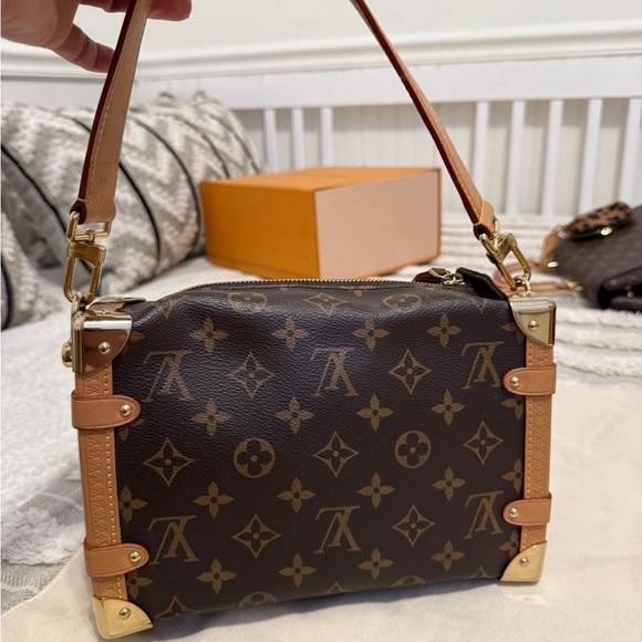 Louis Vuitton Handbags - Louis Vuitton Side Trunk MM